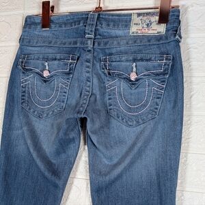 338-True Religion Women's Classic Blue Straight Leg Jeans